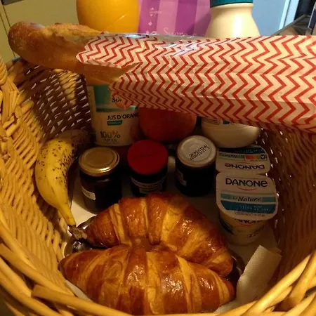 La Tente Du Commandant Francais 1954 Pour Nuit Insolite * Arrest