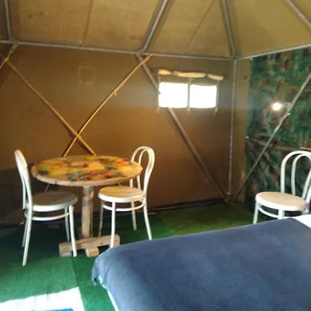Luxury tent La Tente Du Commandant Francais 1954 Pour Nuit Insolite *