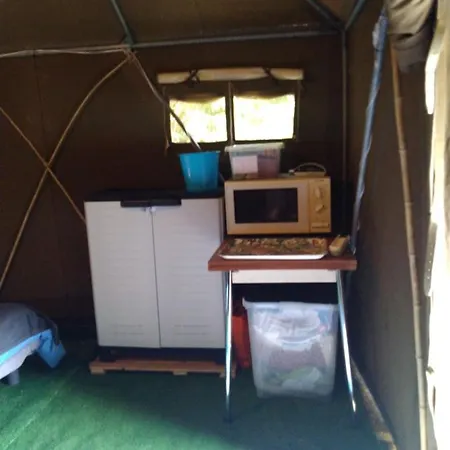 La Tente Du Commandant Francais 1954 Pour Nuit Insolite 豪华帐篷